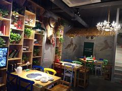 -小小河边鱼(天润城店)