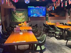 -京狮炙燥·精酿烧烤(首经贸店)