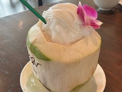 -Chom Cafe and Restaurant