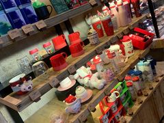 零售区-星巴克臻选(湖滨道店)