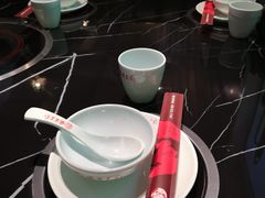 餐具摆设-狼爱上羊音乐火锅
