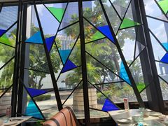 -港丽餐厅(高德置地店)