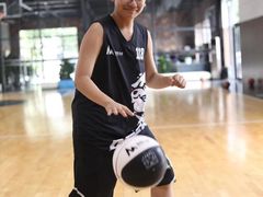 -梦想之巅·青少年篮球·羽毛球·培训中心(西站店)