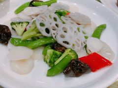 -上海小南国(仲盛世界商城店)