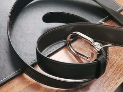 -爱革·洗衣改衣·洗鞋修鞋·洗包修包·奢侈品护理(缤谷广场店)