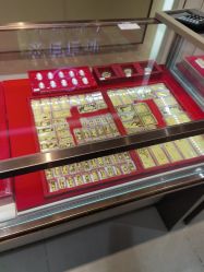 -菜百首饰店(通州贵友店)