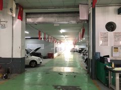 -友谊汽车维修保养·钣金喷漆事故定损·洗车贴膜