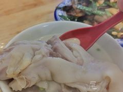 -雷祖芳老妈蹄花店