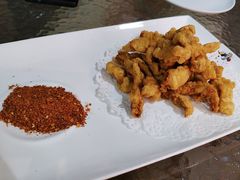川香小酥肉-霸气大叔干锅鸭头·龙虾烧烤·川菜·赛事直播(三里屯店)