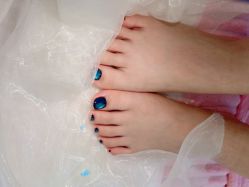 -丽心自助美甲美睫