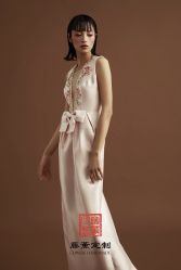 点击看大图 -藤薰定制中式嫁衣礼服旗袍店