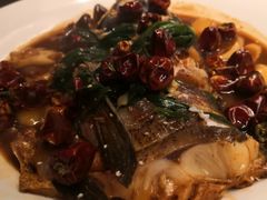 葱焖鱼头-上名堂·鱼头好吃(体育场路店)