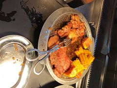 -广州万富希尔顿酒店·感趣自助餐厅·金秋蟹宴生蚝海鲜刺身