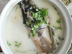 -天乐农家鱼头王(天目湖店)