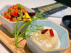 萝卜花生米-鸣记脆皮烤鱼(岐山路店)