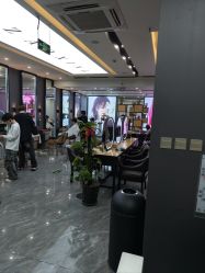 -藤野造型烫染·漂发