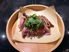 -川流不息·地道川菜·小龙虾(新松江路店)