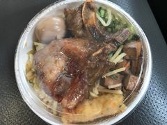 怀旧圆满便当-台铁便当本铺(新左营店)