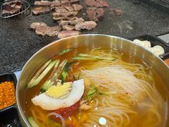冷面-韩阳王石板烤肉
