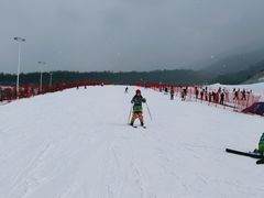 -鳌山滑雪度假区