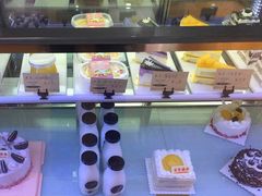 面包甜点陈列柜-老鼎丰(乐松购物广场店)