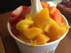 新鲜组大杯-三佰瑞冻酸奶(凯德MALL店)