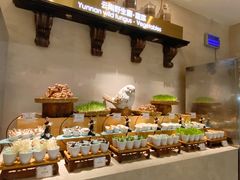 -雍和会海鲜姿造自助(湖东路店)