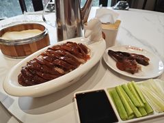 汴京果木烤鸭-梅利汴京烤鸭•开封豫菜地标店(东大街店)