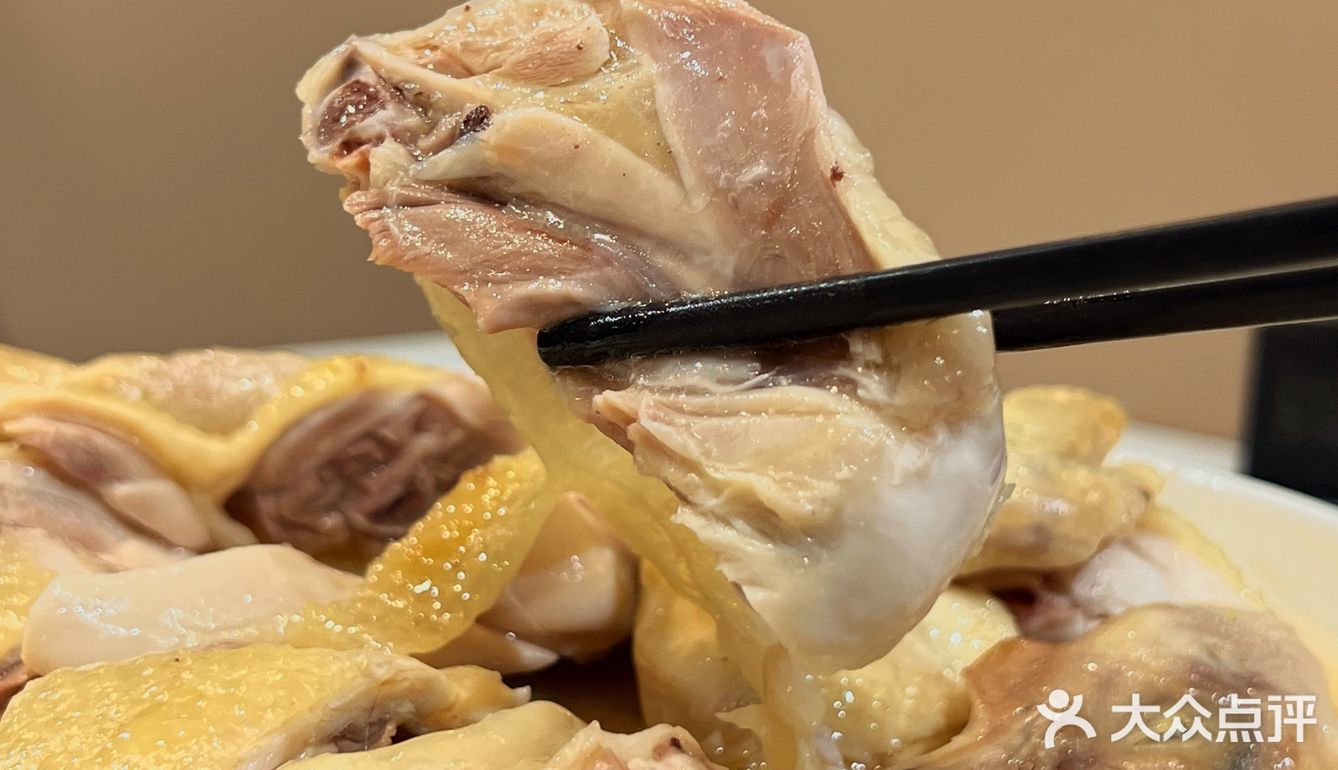 秋冬进补👉以羊肉汤出圈的这家店最近🔥了