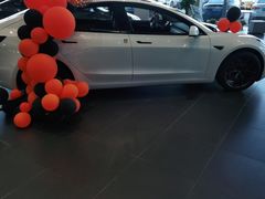 -TESLA 特斯拉(北京南四环中路特斯拉中心)