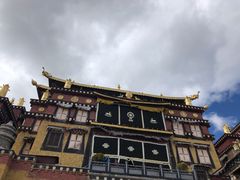 -噶丹松赞林寺