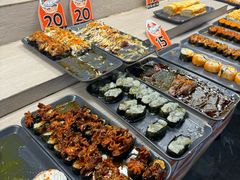 -席娜卡琳火车铁道夜市