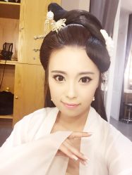 -盘子女人坊古装写真摄影(厦门总店)