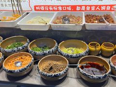 -爱你您·自家鱼塘·活水喷泉鱼火锅(八里店)