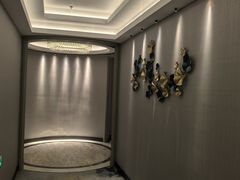 -浅深(世茂滨江精品店)