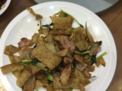 -黄泥岗·地道湖北菜(奥特莱斯店)