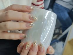 -芊冉•美甲美睫纹绣