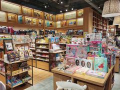 -百新书局(尚悦湾店)