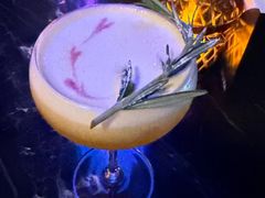 -大连君悦酒店 · VIVA(星海广场店)