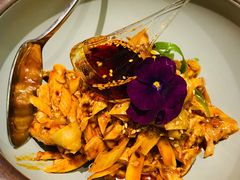敲糖棒棒鸡-辛香汇·现炒川菜(淮海路百盛店)