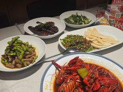 -杨氏青龙虾·吃蟹季(金盛路总店)