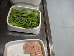 -宴全牛粤来越牛潮汕鲜牛肉火锅(海州万达广场店)