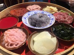 土货九大碗-董眼镜火锅(洪崖洞总店)
