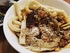 -中和裴氏蹄花(府河路店)