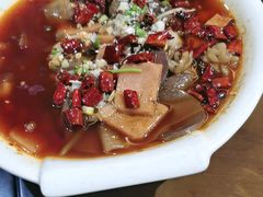 -东口码头·烧鸽子·鱼头泡饼·地方菜(金鹰悦城店)