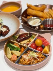 -奈尔宝家庭中心·亲子早教·派对餐厅(北京东坝万达店)