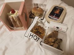 -HOT CRUSH趁热集合·现烤面包(环球港店)