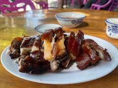 -黄记四更烤乳猪店
