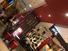大堂-麦当劳(汉口火车站候车室店)