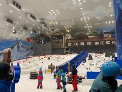 -长沙湘江欢乐雪域